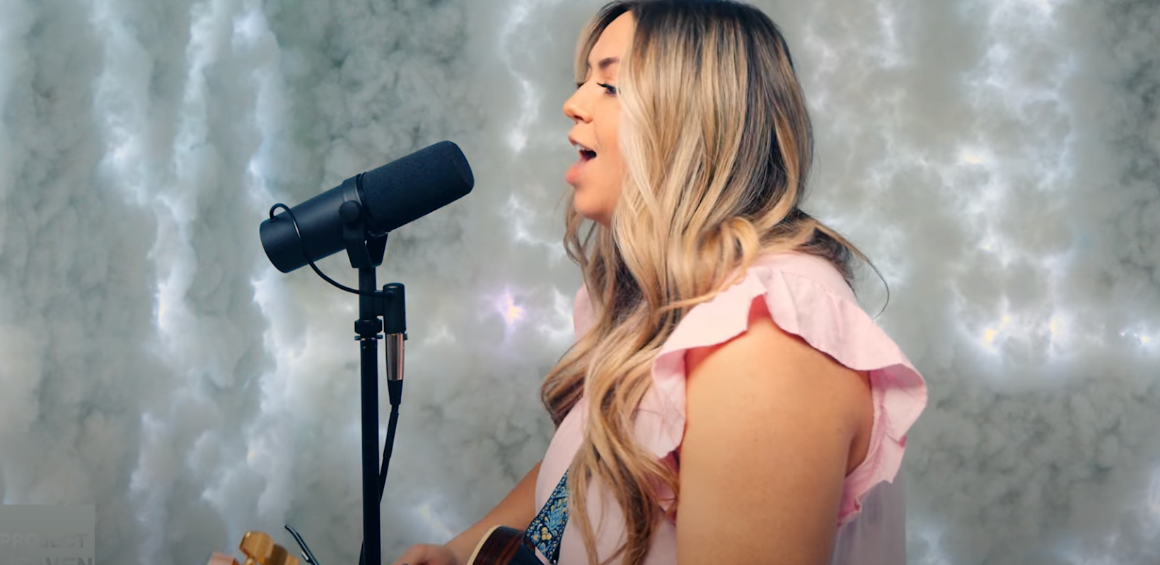 Load video: Alli Brown - Some people never change | A Project Heaven Performance